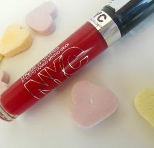 Recenzencka środa: NYC Expert Last Lip Lacquer 