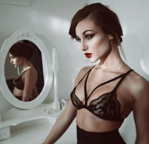 MUST HAVE KORONKOWE BIUSTONOSZE – ShoppingTips