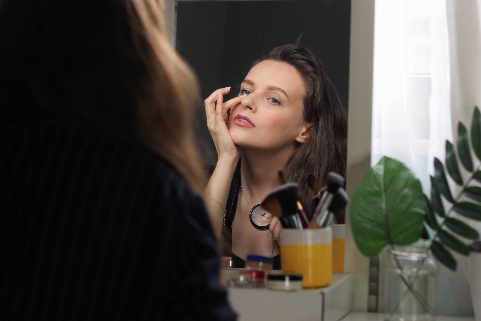 Makijaż naturalnymi kosmetykami Rhea - KEFRETETE
