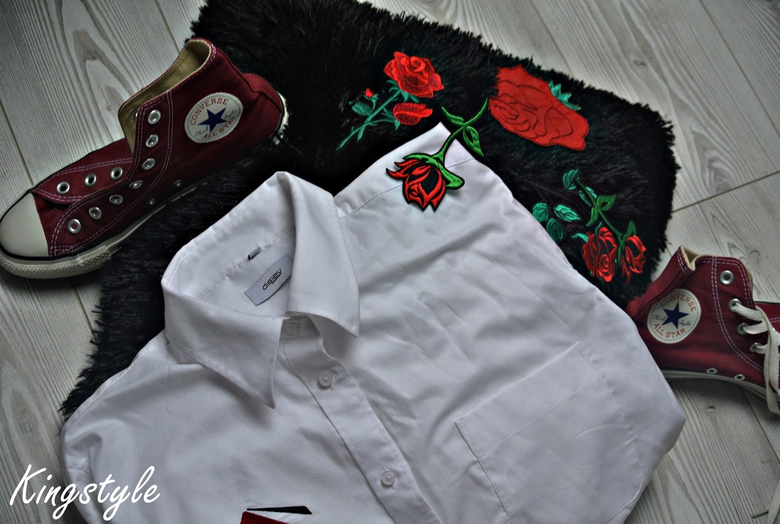89ღ. Decorate Flowers On White Casual Shirt To Set With Shorts