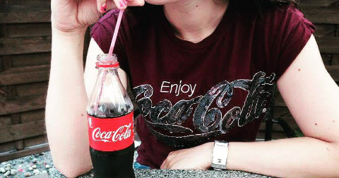 GoldeeenGirl: Coca Cola