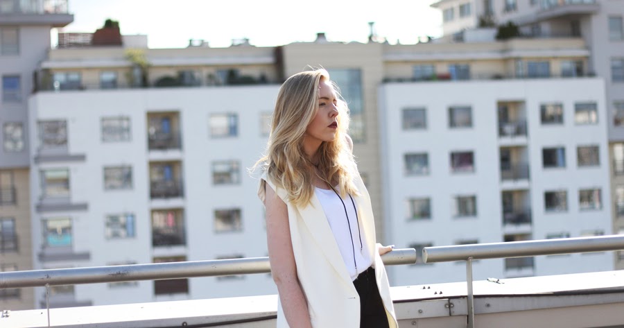 OOTD: WHITE VEST