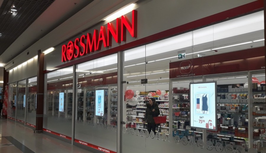 Rossmann zmienia zasady promocji na kolorówkę? To już we wrześniu!