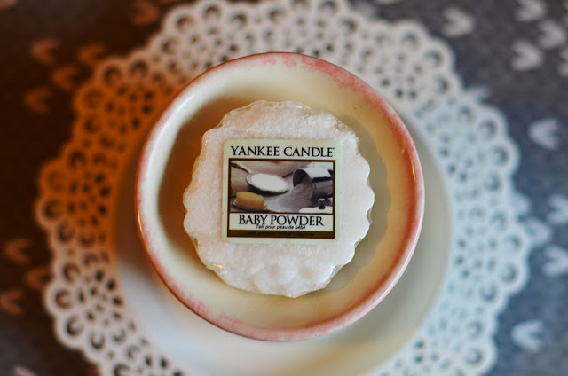 Piekno tkwi w prostocie: Yankee Candle - Baby Powder