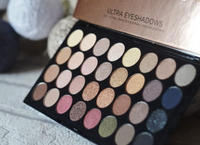 minimalistKa: `Paletka cieni Flawness od Makeup Revolution