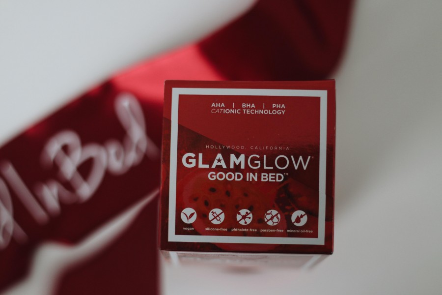 GlamGlow Good In Bed | Blog kosmetyczny, beauty, moda, makijaże