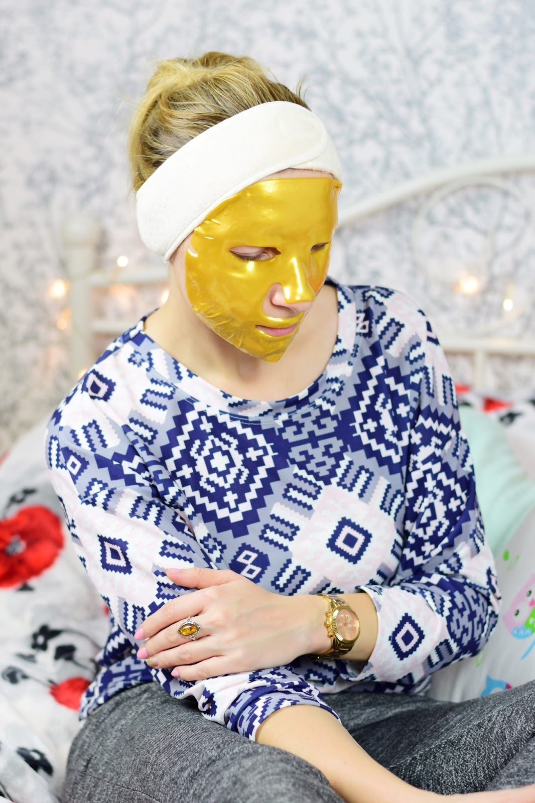 Pół godziny dla siebie... | GlySkinCare, Kolagenowa maska do twarzy ze złotem | Mademoiselle Magdalene Blog: Uroda | Kosmetyki | Makijaż | Moda | Lifestyle