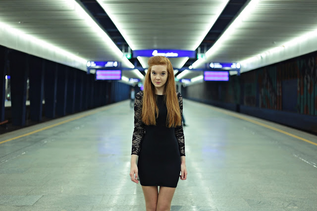        Magdalena Łuniewska Fotografia: railway station