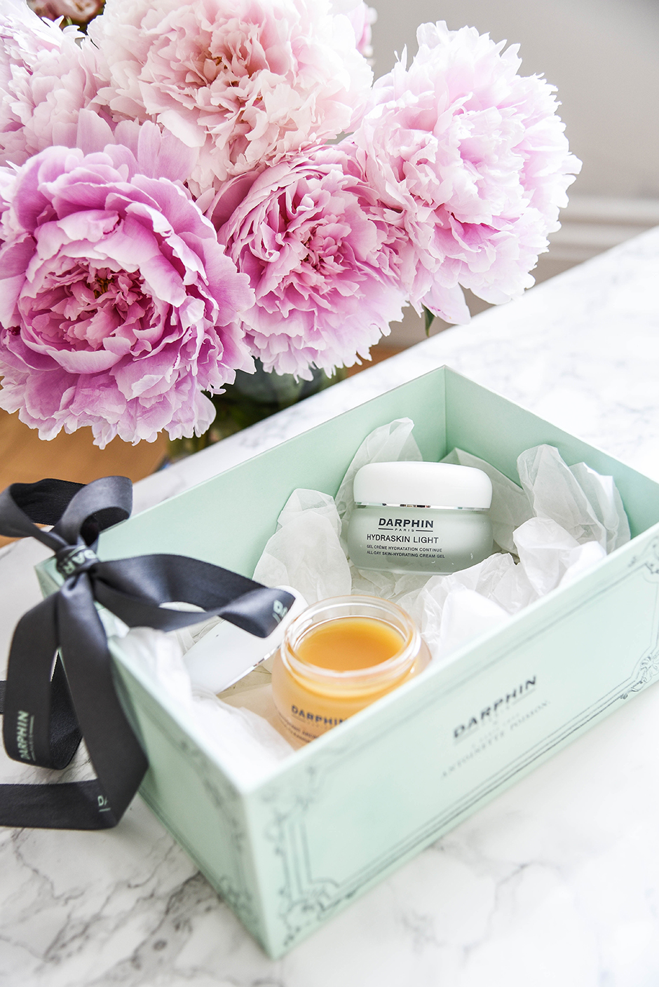 A GUIDE TO PARISIAN SKINCARE WITH DARPHIN PARIS - MY SUMMER ESSENTIALS | MAKES IT SIMPLE 