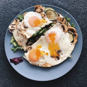 jajka sadzone na warzywach • śniadanie BT • Martoszka Lifestyle Blog
