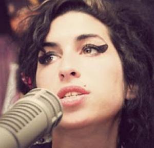 Martina  : Amy Winehouse