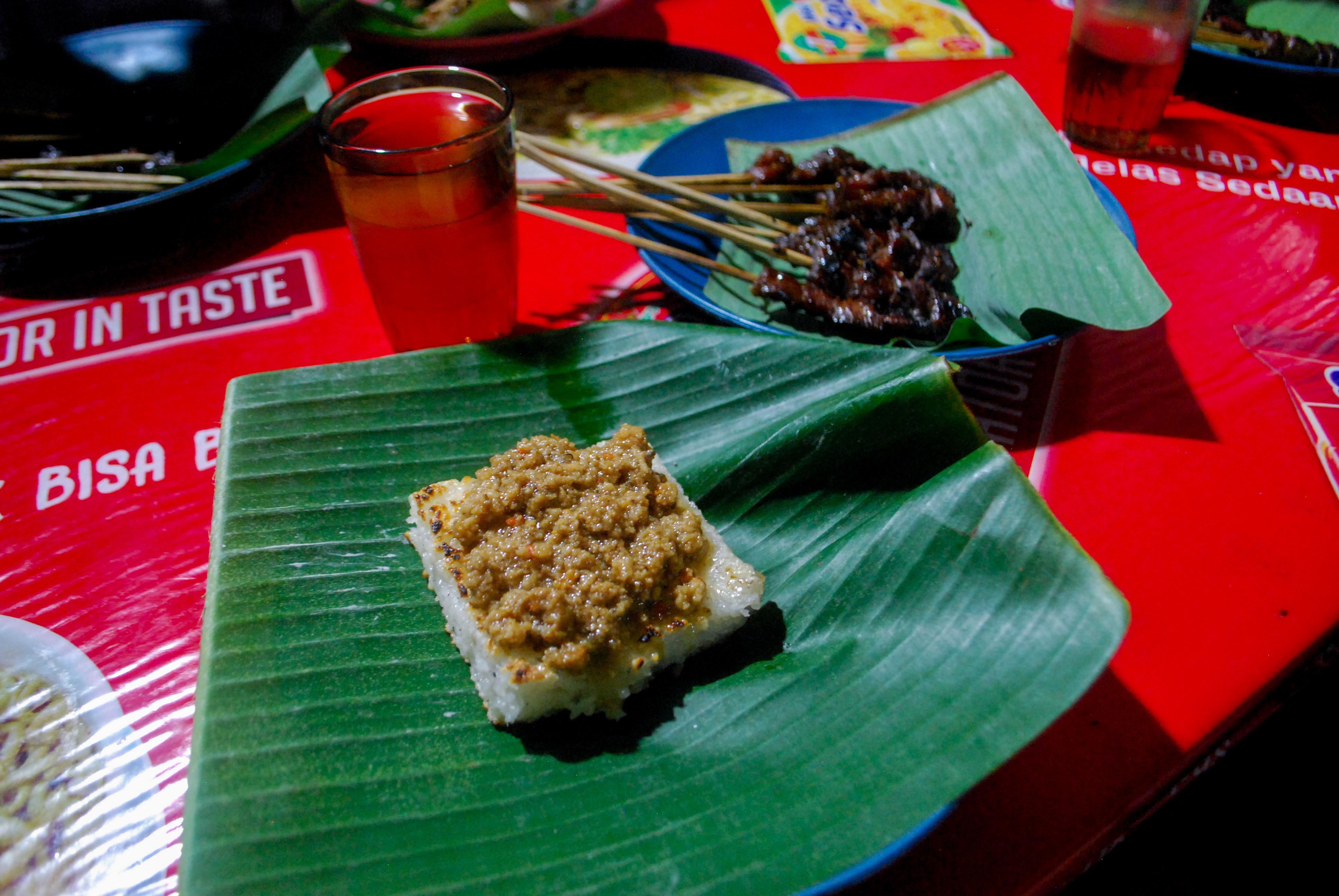 Nasi goreng, gado-gado i rendang - czyli jak i gdzie jeść w Indonezji. - Nieznaneścieżki.pl