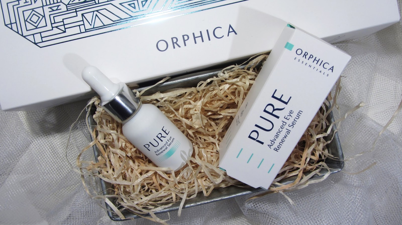 Eye skin care with PURE | Orphica | Emilia Miller