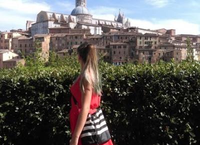 MissArctic ©: #78 Red dress | Siena, Toscana, Italy 