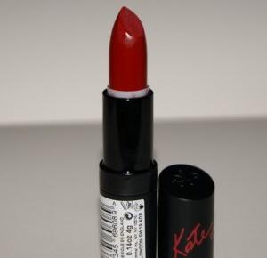 Beauty and Monia: #3 Monia testuje. Rimmel Lasting Finish Lipstick by Kate Moss