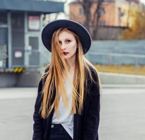 FotMagStyle: Hiding from the rain