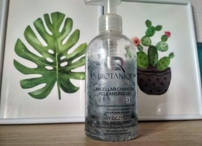 Recenzja - Biotaniqe węglowy micelarny żel oczyszczający | N. o kosmetykach