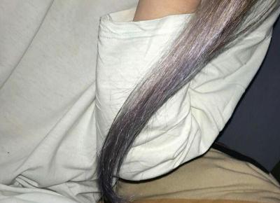 Jak stać się zaginioną siostrą kucyka Rarity? Czyli farbowanie włosów gencjaną