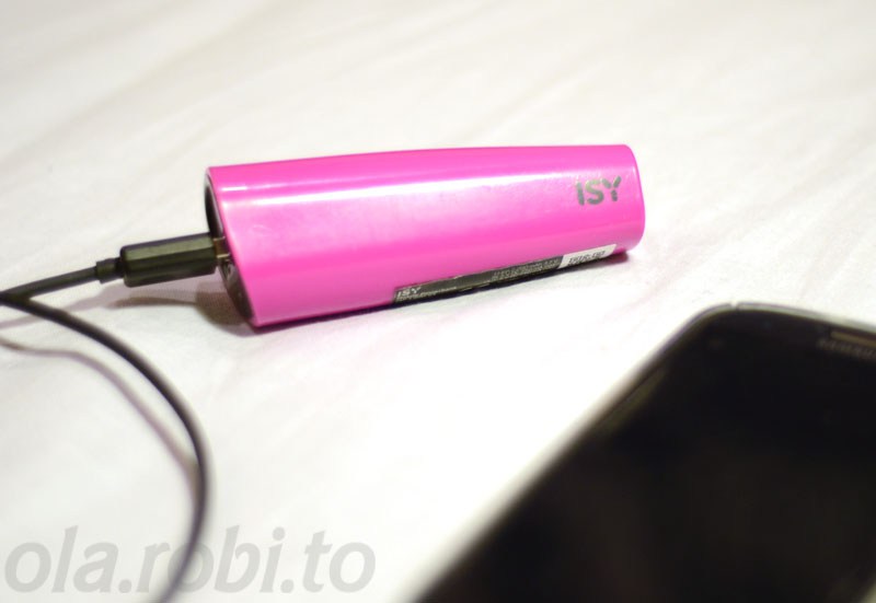 Akcesoria do telefonu, które warto mieć – Ola Brzeska