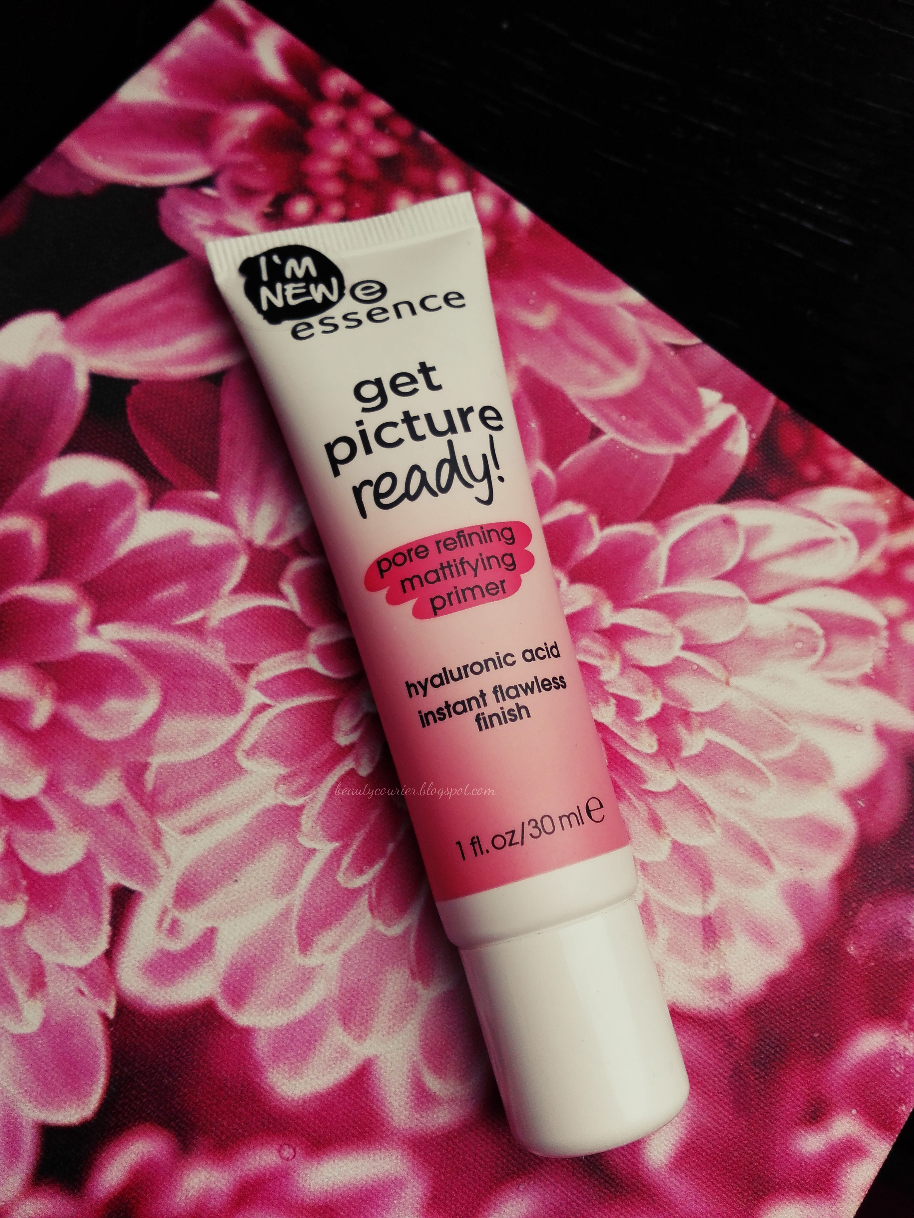 Beauty Courier: Essence - Baza matująca - Get picture ready! Pore refining mattifying primer