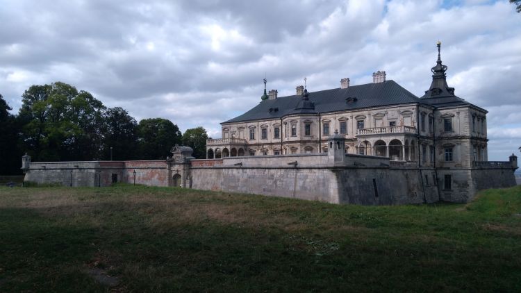 Zamek w Podhorcach - cień dawnej świetności – Ósma zasada