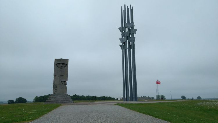 Pola grunwaldzkie - miejsce pamięci zwycięstwa Polski nad Krzyżakami - Ósma zasada.pl