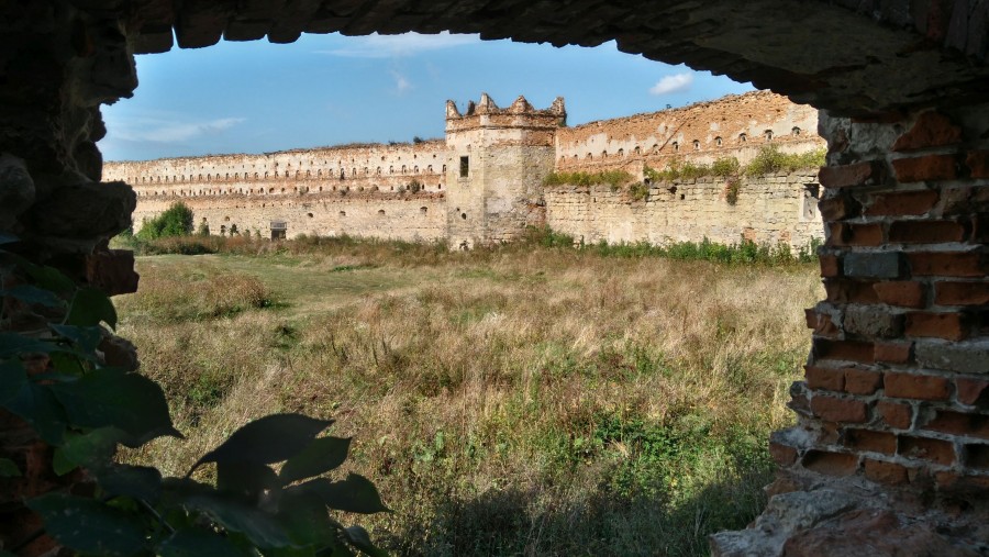 Stare Sioło - ruiny zamku oraz spacer przez ukraińską wieś - Ósma zasada