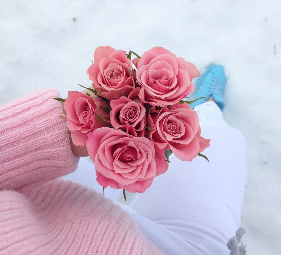 Justyna 🎀 on Instagram: “spadł śnieg ❄️❄️❄️ uwielbiam 😍💞💖 #me #today #girl #polishgirl #love #loveit #white #pink #blue #look #outfit #fashion #style #lotd #ootd…”