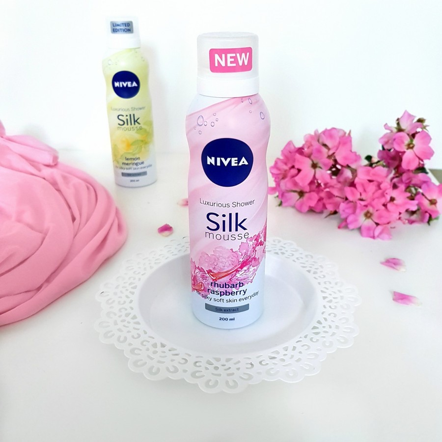 Justyna 🎀 on Instagram: “Znacie musy do ciała od @nivea_pl? 😊💖 Ja wybrałam wersje rabarbar & malina oraz cytryna & moringa 😍💛💖 mają przepiękne zapachy! 🌸🌸🌸…”