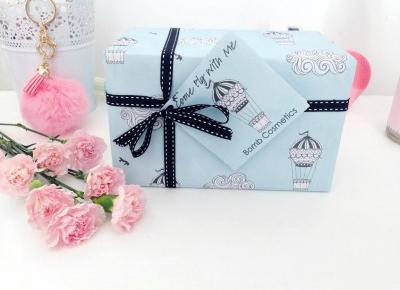 pastelowyblog.pl: Bomb Cosmetics, zestaw Ku Niebu - kule, babeczka do kąpieli i mydło glicerynowe