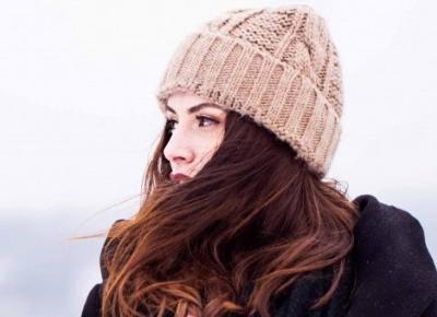 Jak dbać o włosy zimą? Oto kilka sprawdzonych zasad, których powinnaś przestrzegać!