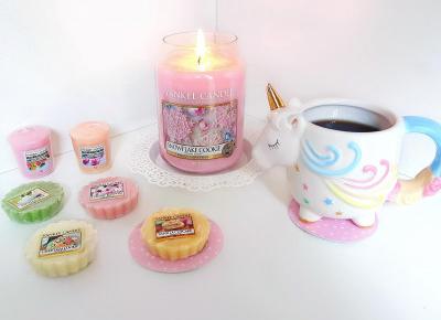 pastelowyblog.pl: Yankee Candle - Snowflake Cookie, świeca zapachowa