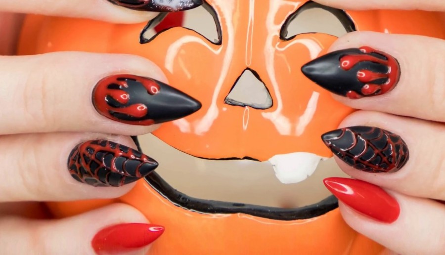 10 pomysłów na Halloweenowe paznokcie
