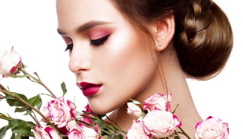 Dzień bez makijażu, Dzień Radia - Kalendarz Świąt Nietypowych