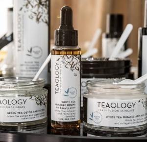 Wonderful factory of luck:  Herbaciana rewolucja - Tea Infusion Skincare