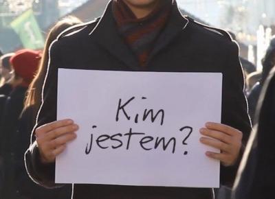 A TY KIM JESTEŚ?