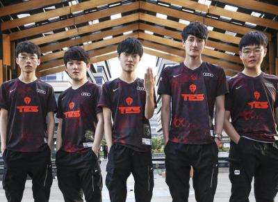 Worlds 2020: Od 2:0 do 2:3. Fnatic przegrywa z TOP Esports.