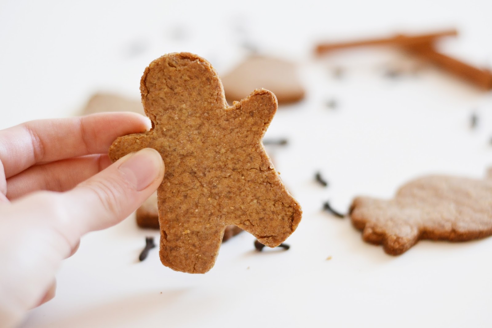 Just Say Hei: ❅CHRISTMAS DIY❅ Vegan gingerbread cookies