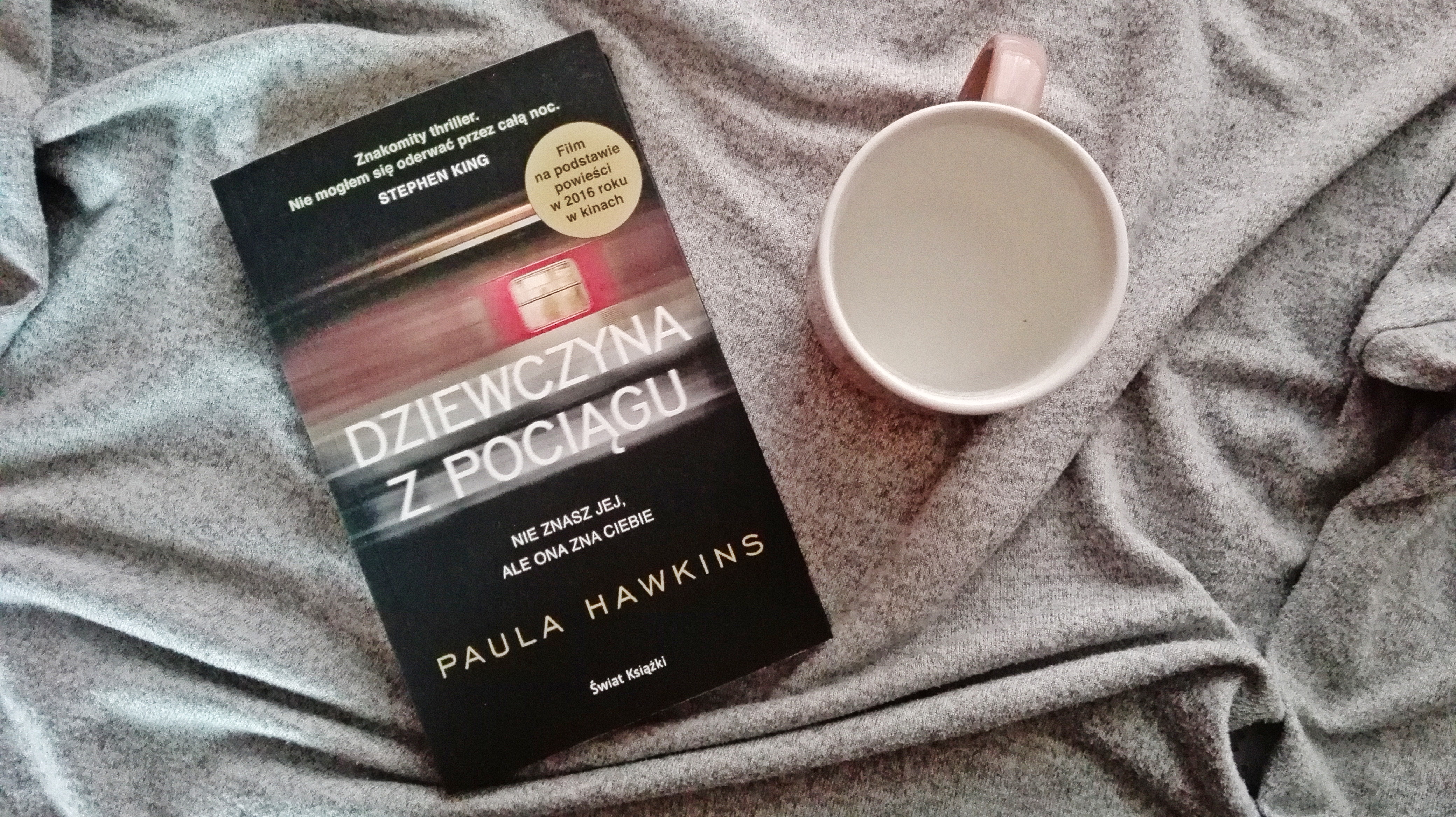 Niepoprawne domysły – Paula Hawkins „Dziewczyna z pociągu”