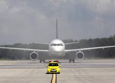 10 najbardziej irytujących zachowań pasażerów w samolocie