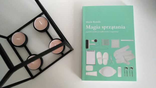 Porządkowanie przestrzeni. O nietypowej Magii Sprzątania Marie Kondo