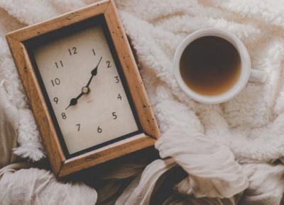 Zagadka logiczna - która godzina?