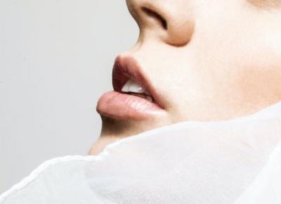 Mięśnie twarzy: ile ich jest i jak je ćwiczyć, aby zachować młody wygląd?