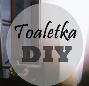 Shocking black: Toaletka DIY