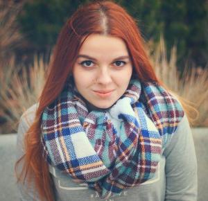  .: Checked Scarf