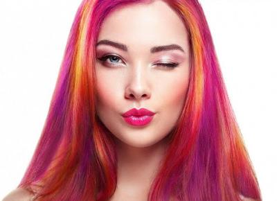 Modne fryzury wiosna 2020: Kolorowe włosy hitem tego sezonu!