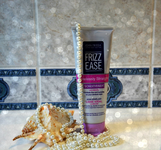 ODŻYWKA JOHN FRIEDA FRIZZ EASE PROSTUJĄCA I WYGŁADZAJĄCA WŁOSY - MOJE NOWE ODKRYCIE.