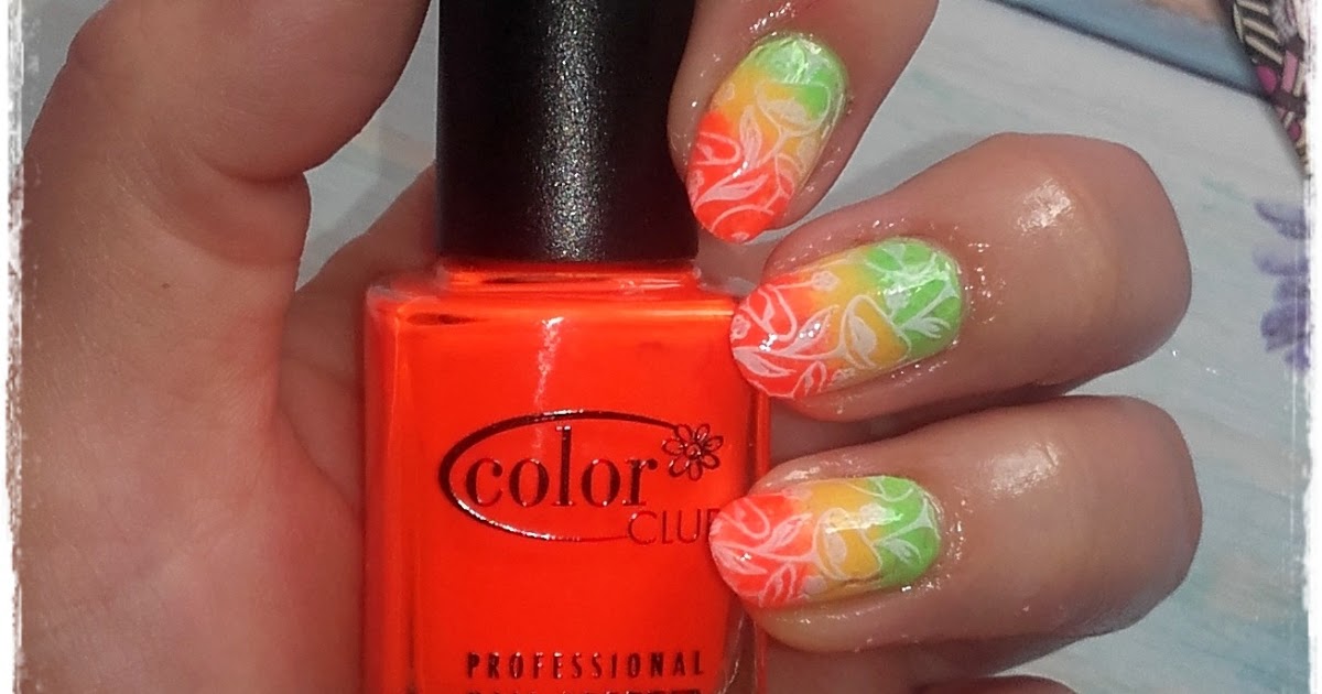 Kolorowy Świat Terii: Wakacyjny Gradient z Udziałem trzech Muszkieterów: Golden Rose, Color Club i China Glaze