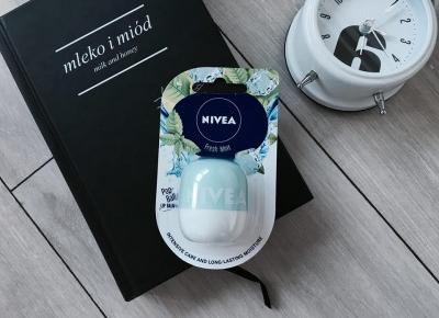 #55 PIELĘGNUJĄCY BALSAM DO UST NIVEA POP-BALL FRESH MINT 