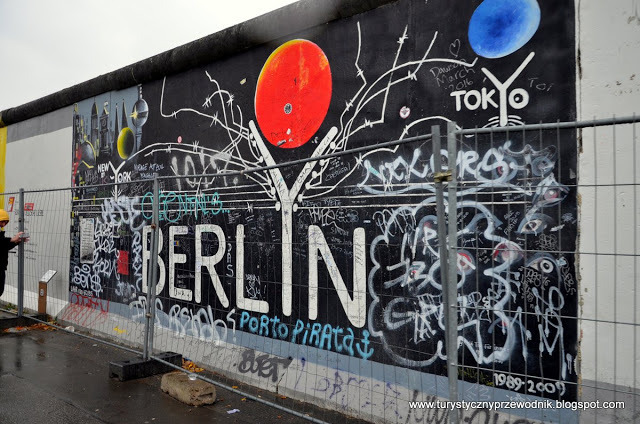 Podróże Dwóch Włóczykijów ~ Two Gadabouts' Journeys: Mur Berliński - drugi i najdłuższy z ocalałych fragmentów budowli, czyli East Side Gallery [Berlin Wall - the second and longest surviving fragment